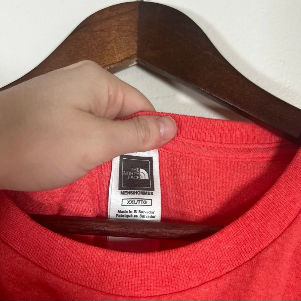 The North Face T-Shirt Mens XXL Red Distressed Graphic‎ Logo Short Sleeve Tee